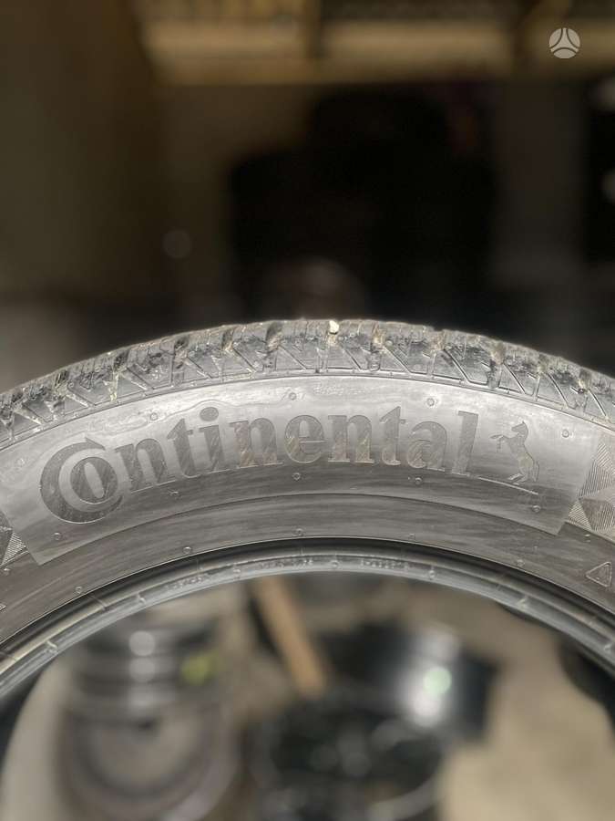 Continental, žieminės 225/60 R18