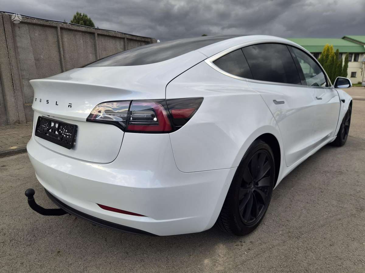 Tesla Model 3, 81 кВт·ч, Хэтчбек
