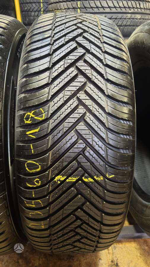 Hankook Kinergy 4s2, всесезонные 235/60 R18