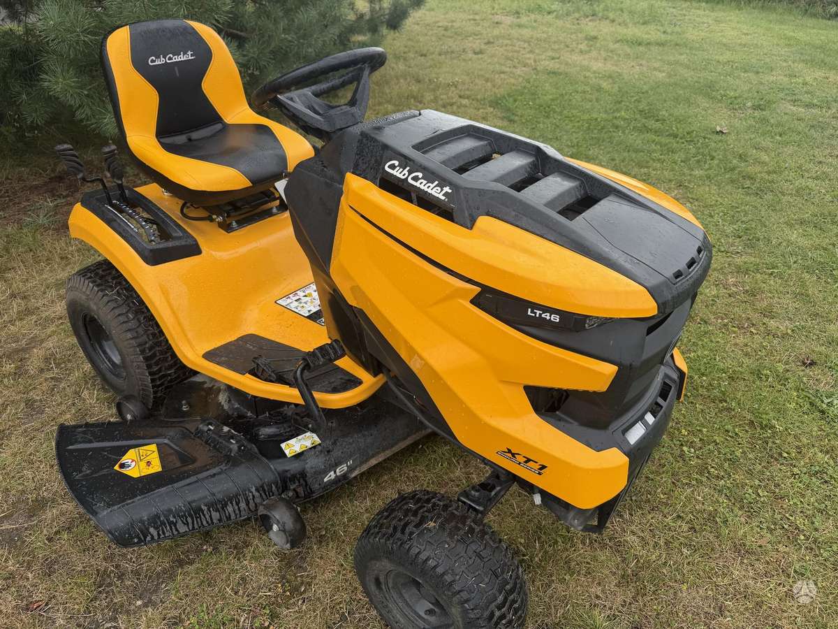 CUB CADET XT1, садовые тракторы