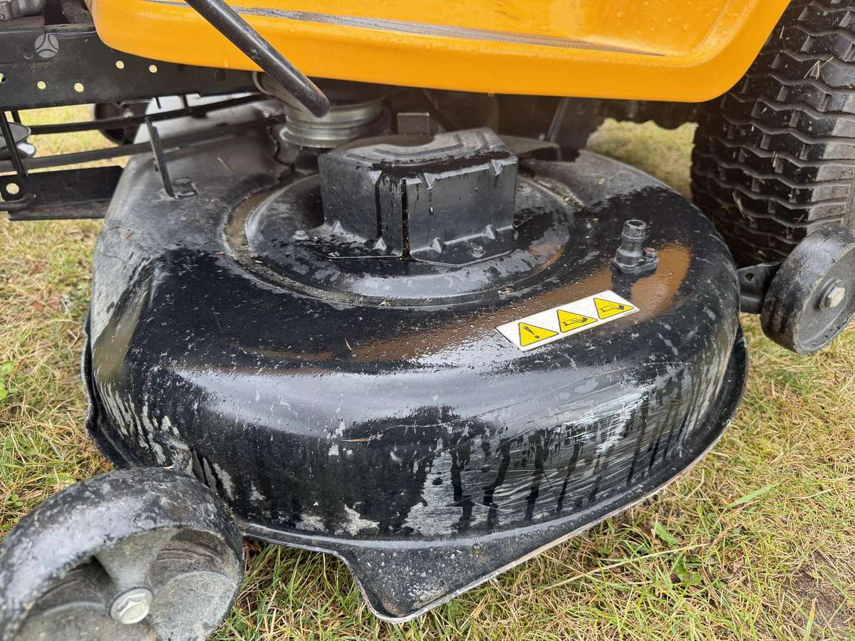 CUB CADET XT1, садовые тракторы