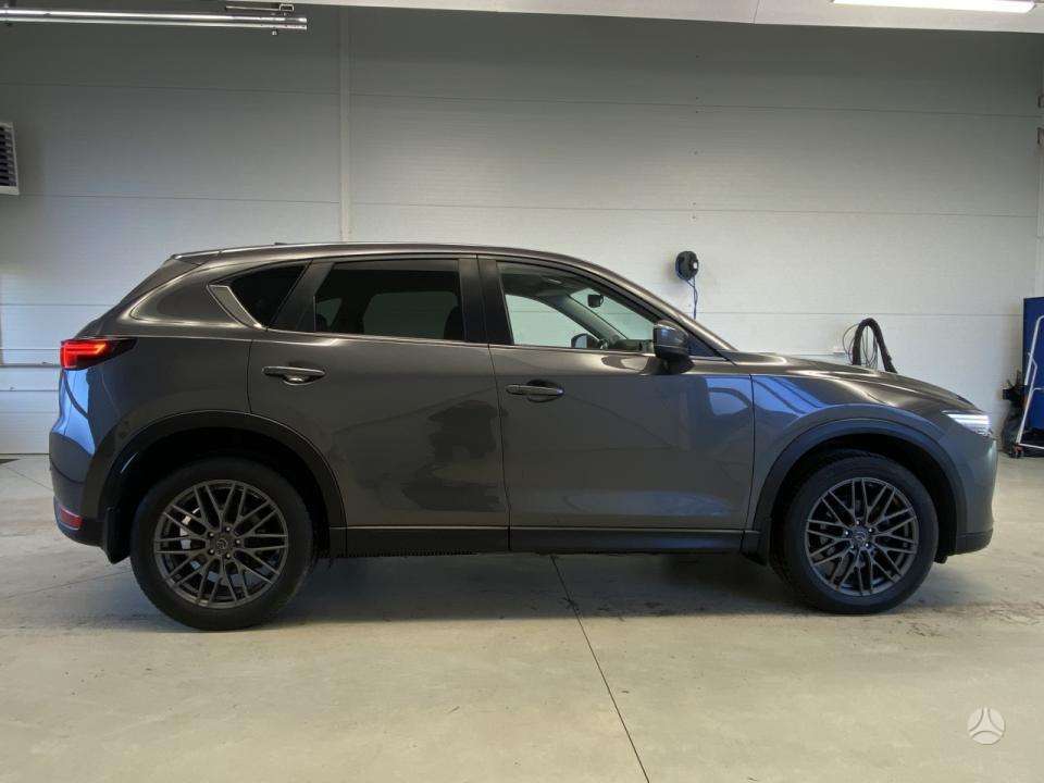 Mazda CX-5, 2.2 l., off-road / crossover