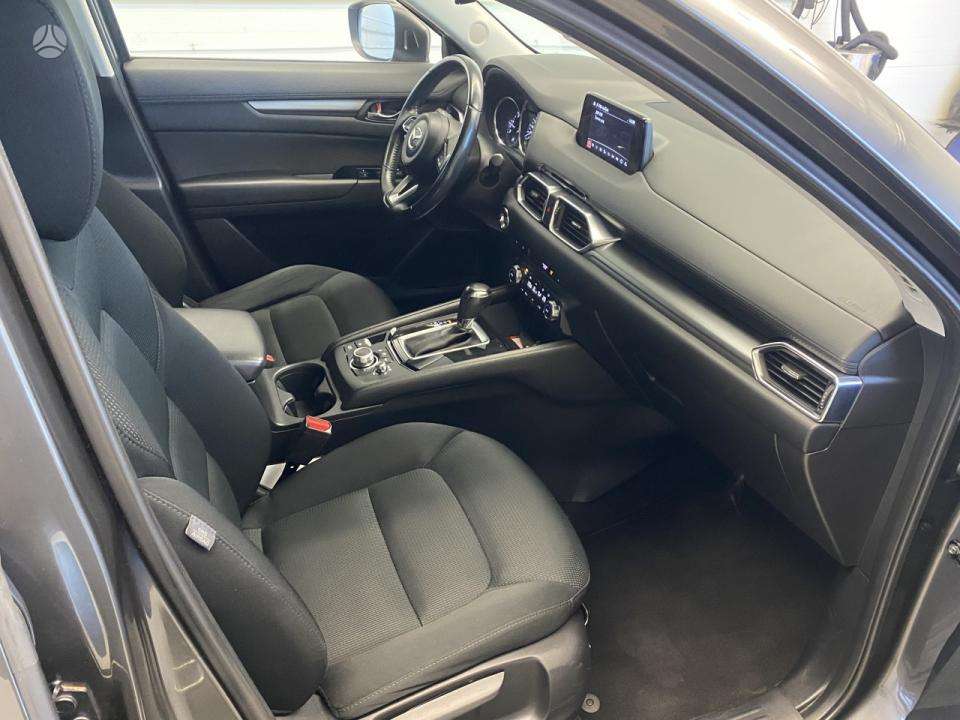 Mazda CX-5, 2.2 l., off-road / crossover