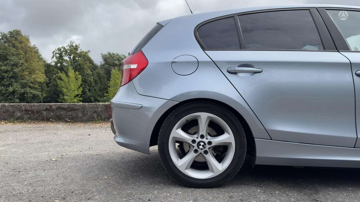 BMW 116, 2.0 l., Хэтчбек