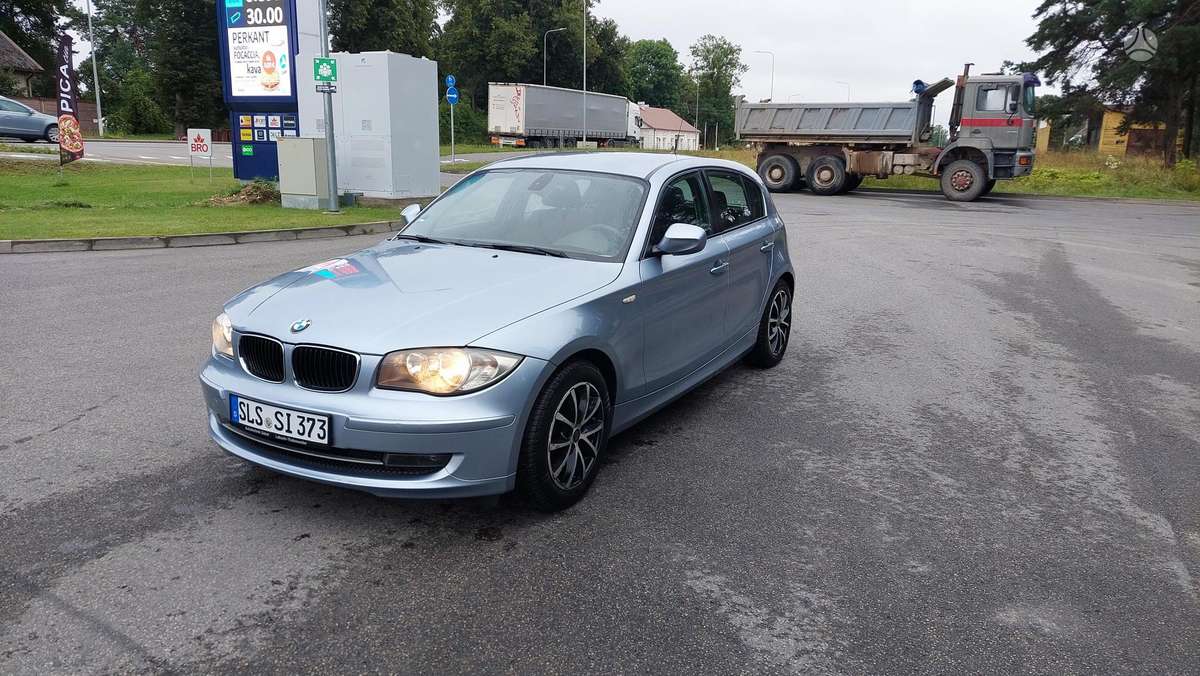 BMW 118, 2.0 l., Хэтчбек