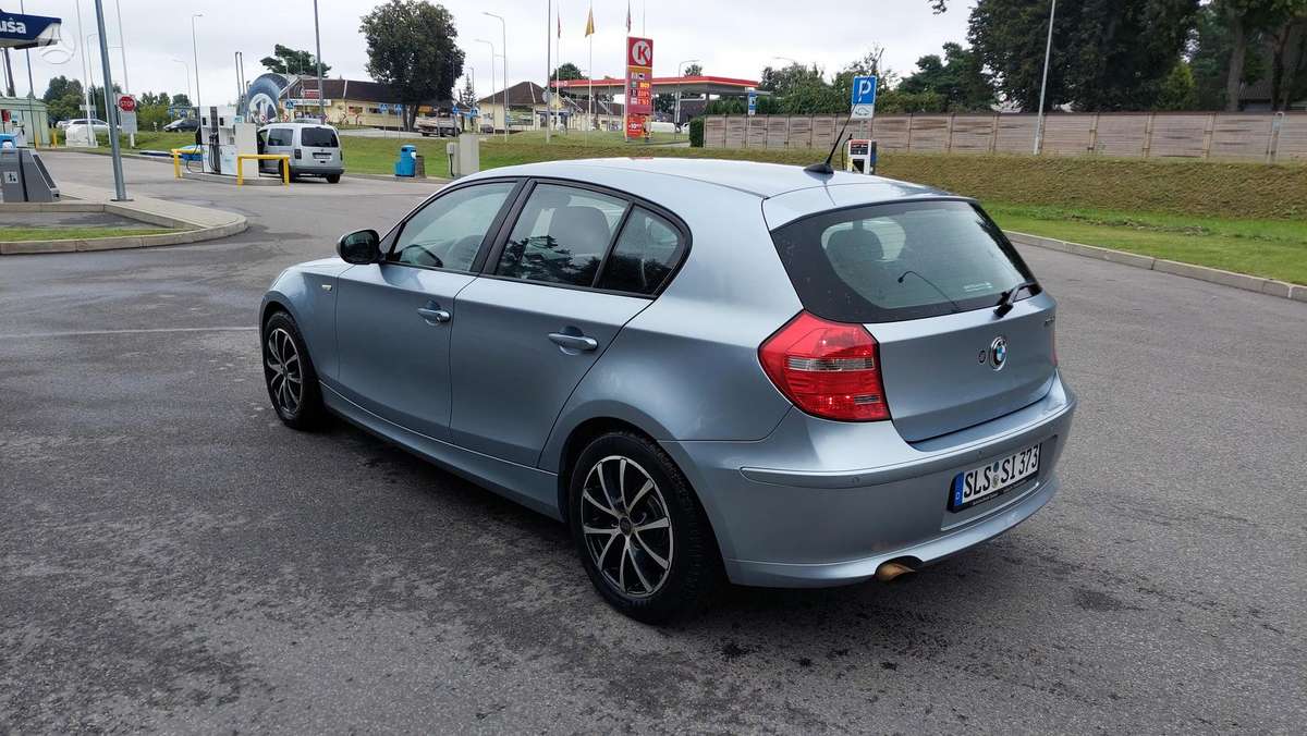 BMW 118, 2.0 l., Хэтчбек