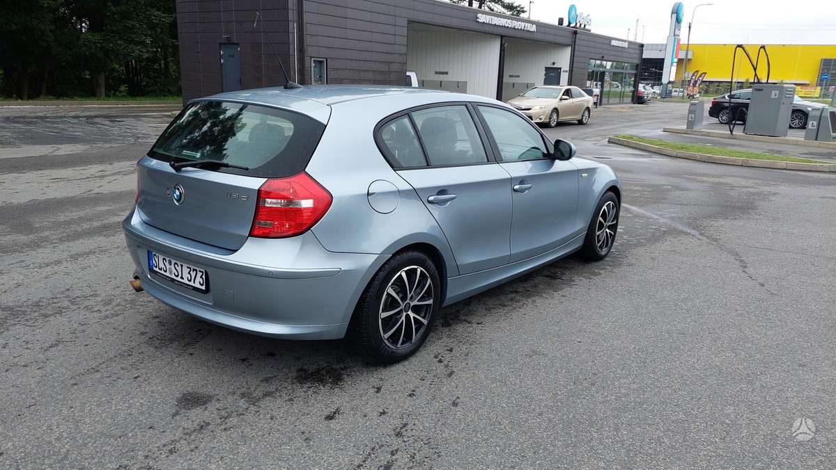 BMW 118, 2.0 l., Хэтчбек