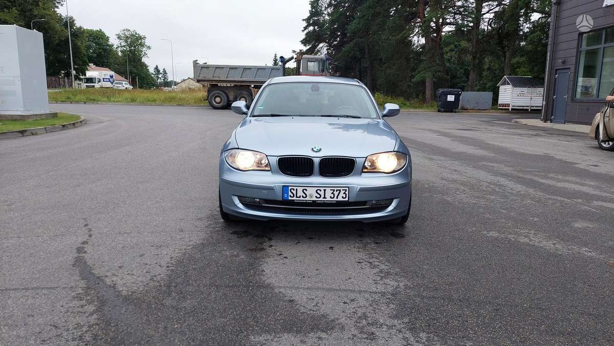 BMW 118, 2.0 l., Хэтчбек
