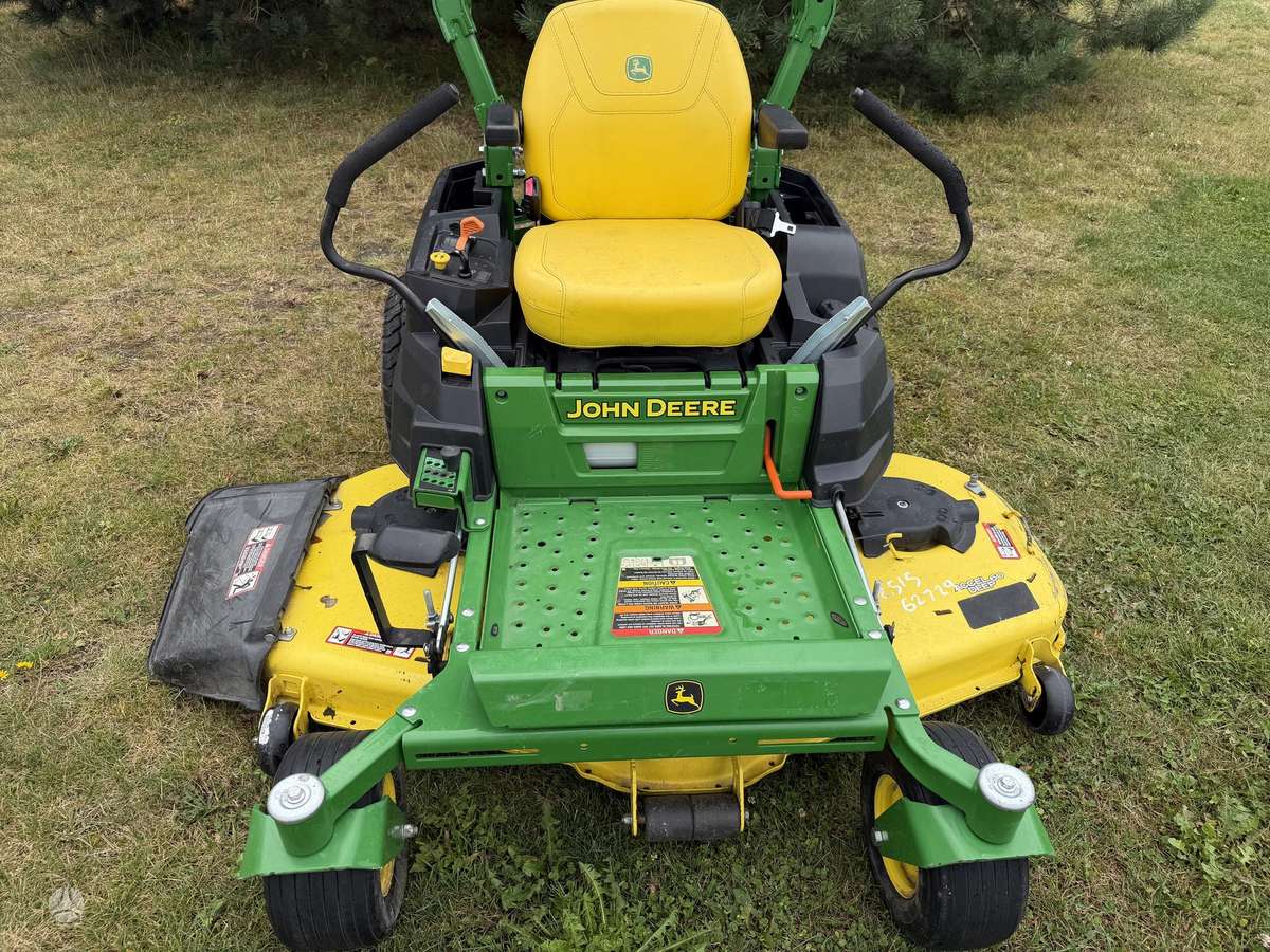 John Deere Z515e, садовые тракторы
