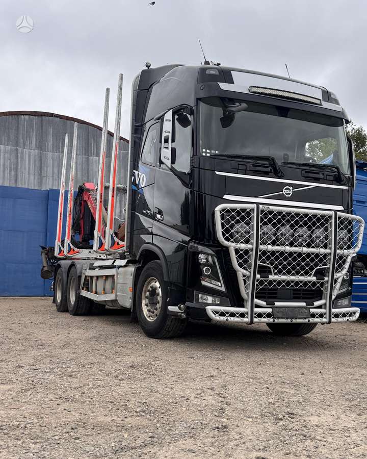 Volvo FH750, лесовозы