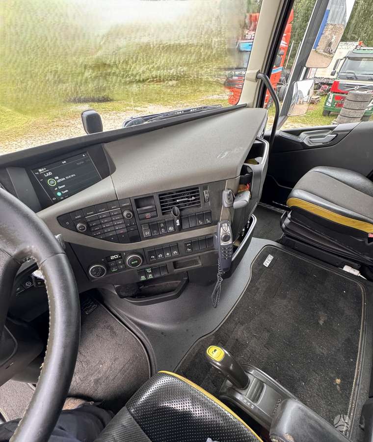 Volvo FH750, timber trucks