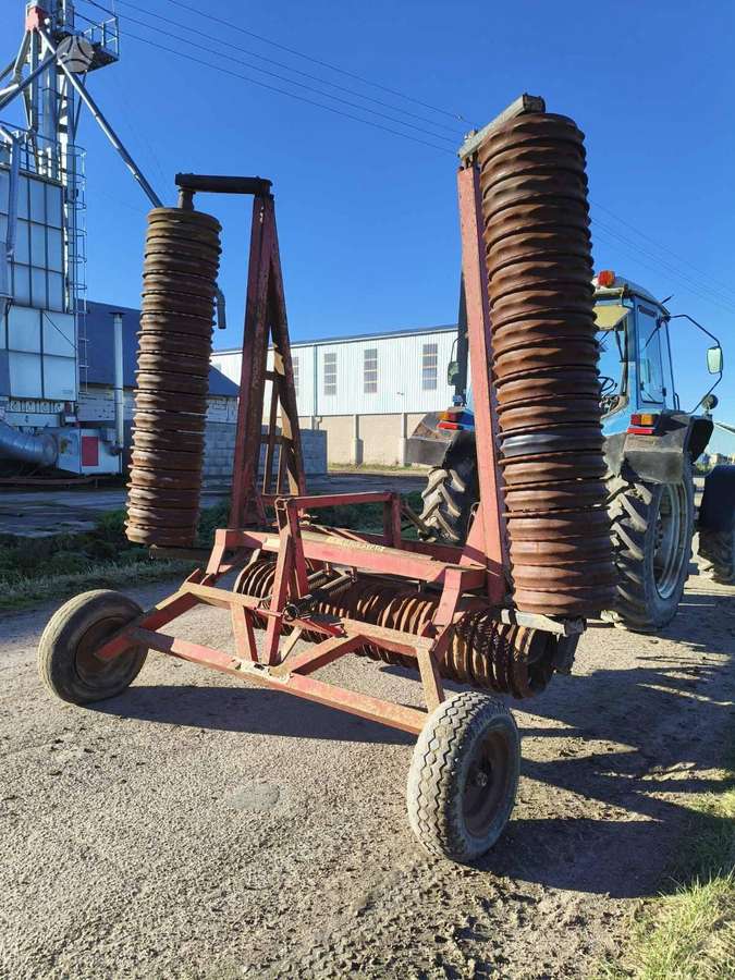 Vaderstad 6.2 metro, dirvos tankinimo, lyginimo volai