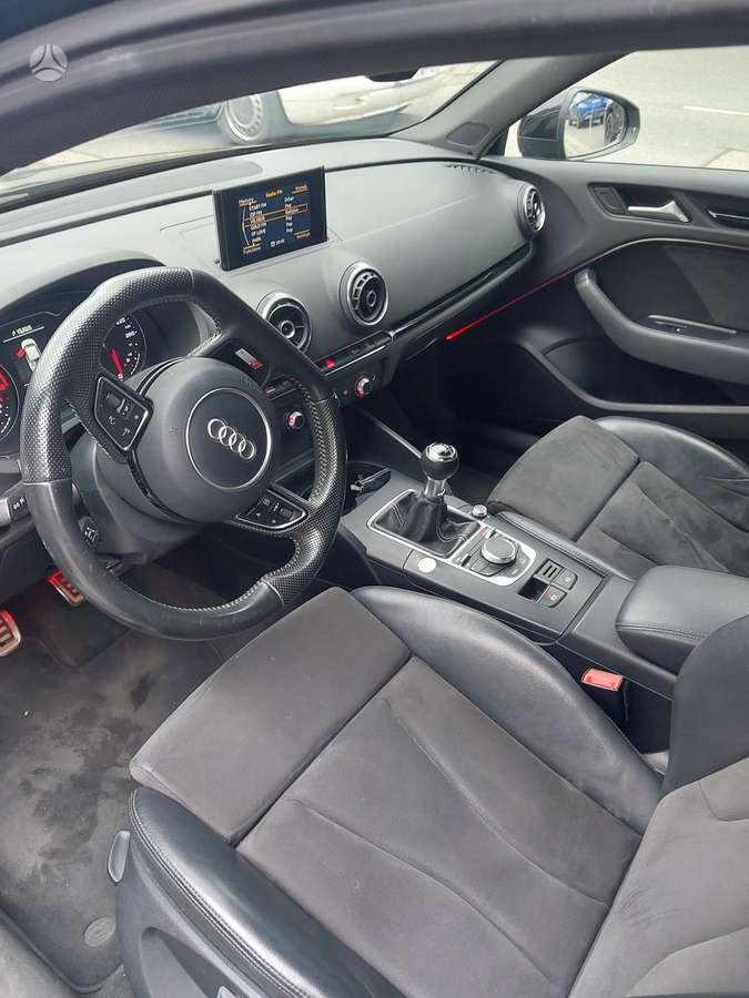Audi A3, 2.0 l., Седан