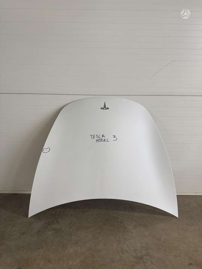 Tesla Model 3 body parts