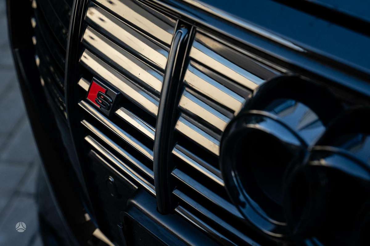 Audi e-tron S, visureigis / krosoveris