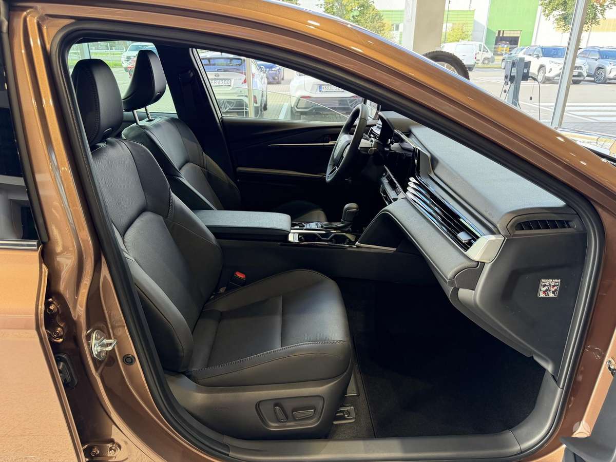 Toyota Camry - 9