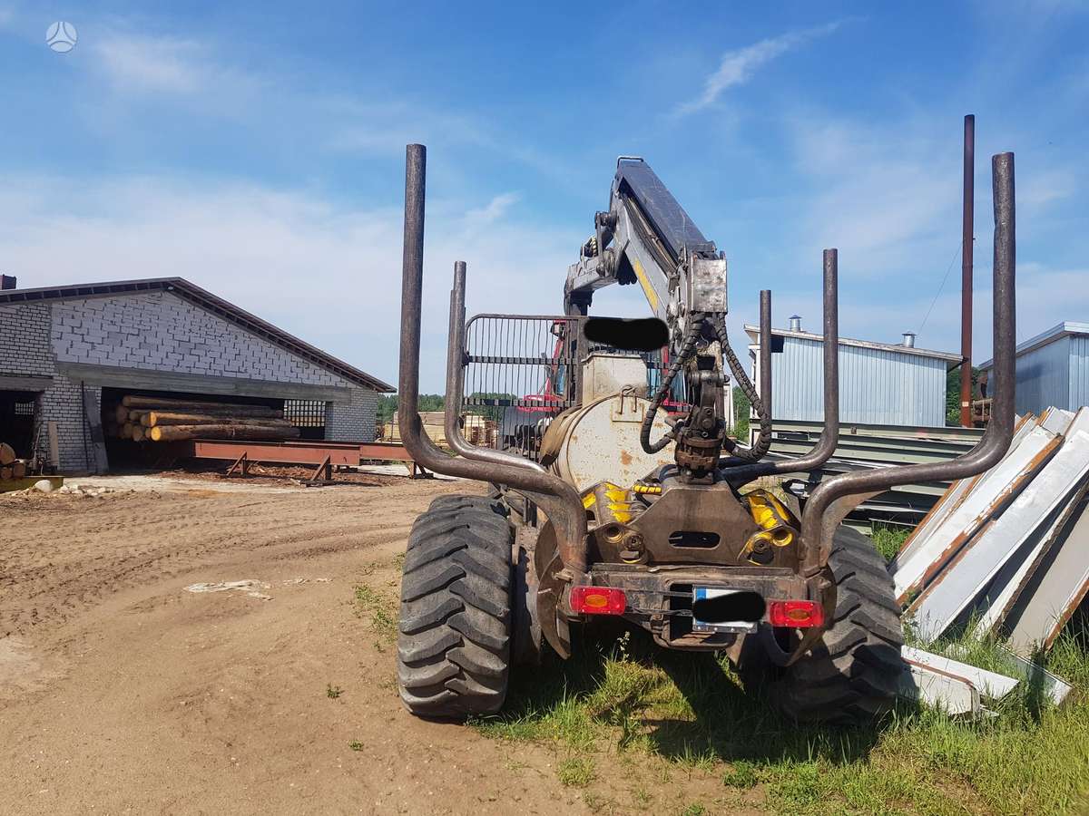Valtra N134, forest tractors