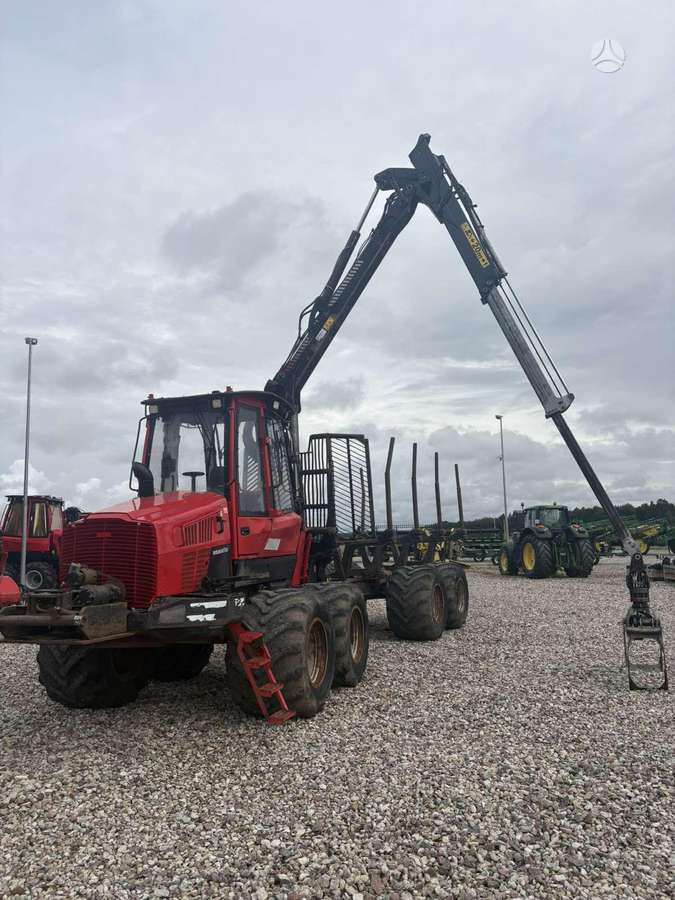 Komatsu 845, форвардеры
