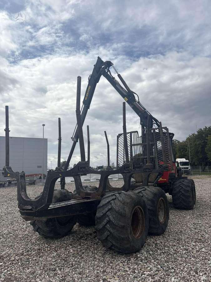 Komatsu 845, форвардеры