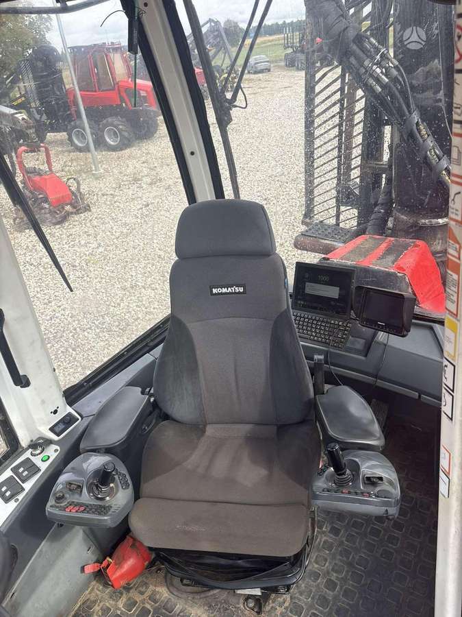 Komatsu 845, medvežės