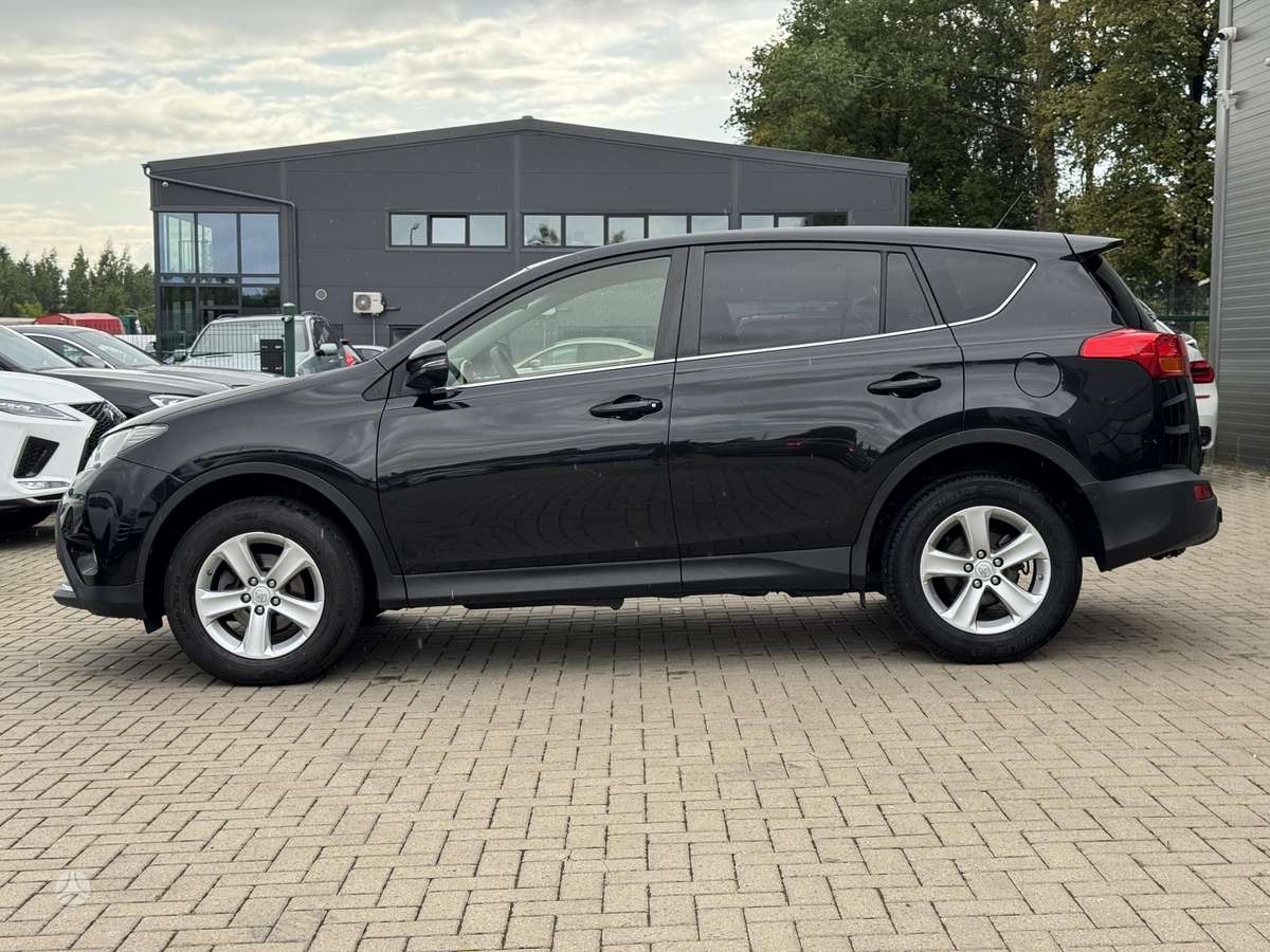 Toyota RAV4 - 5