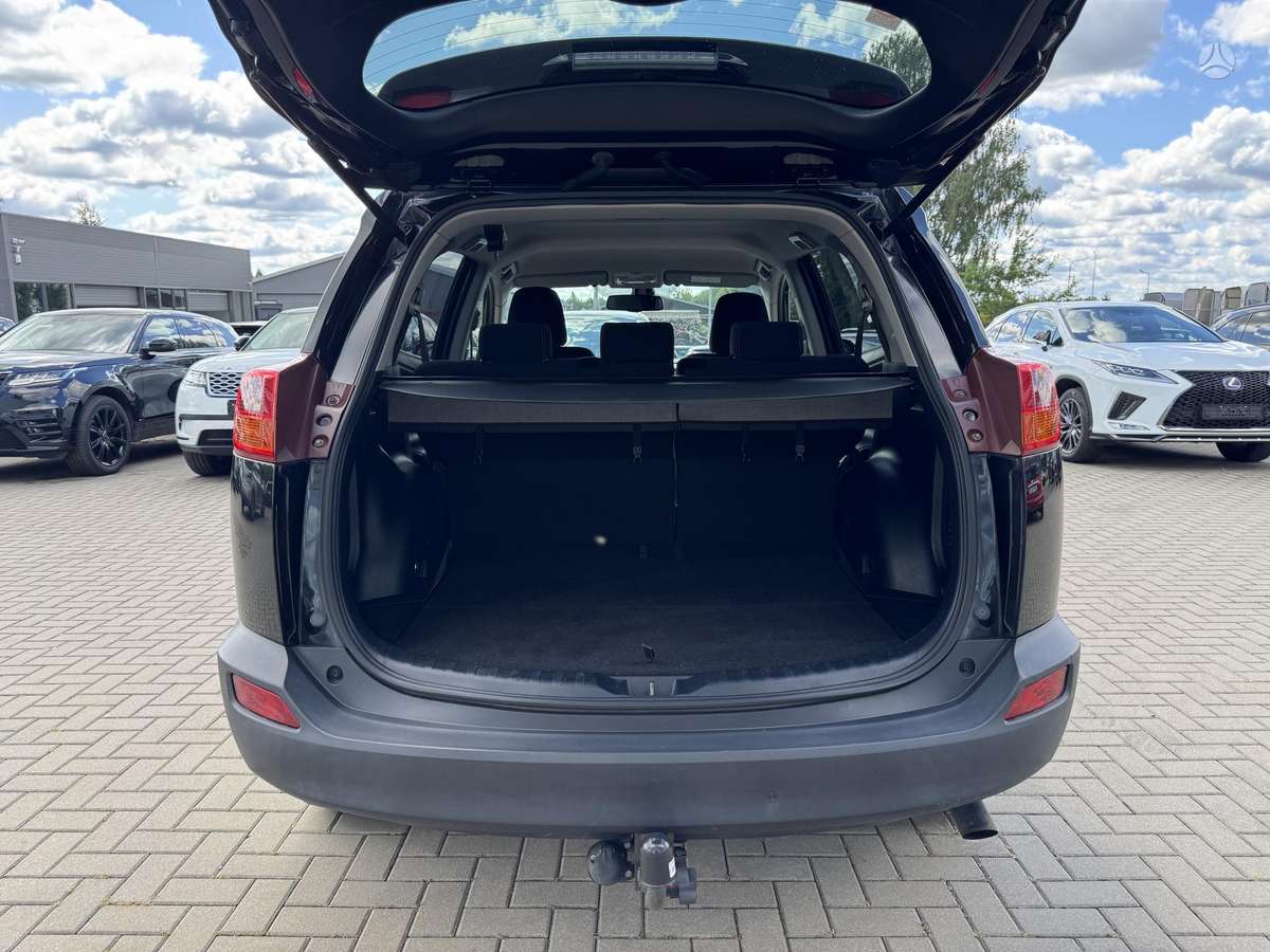 Toyota RAV4 - 10