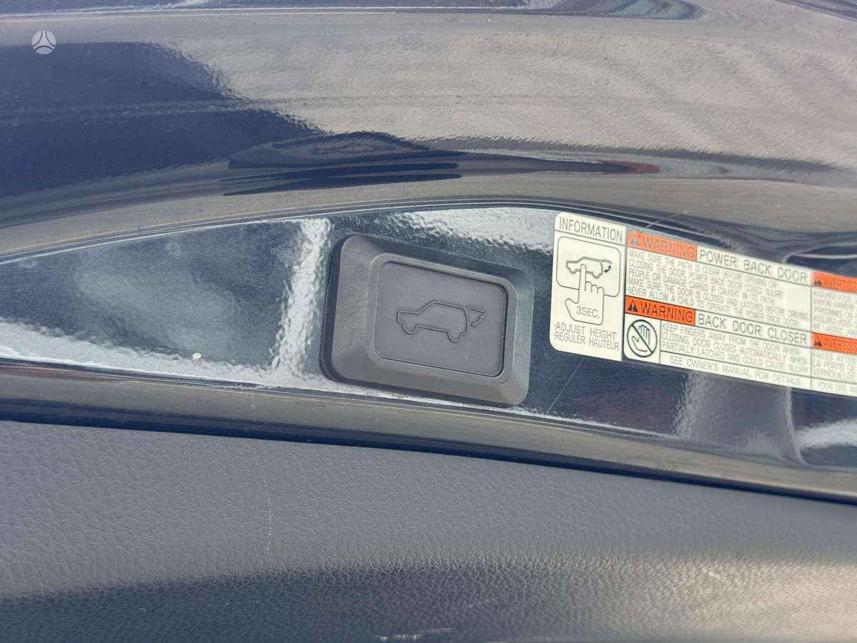 Toyota RAV4 - 11