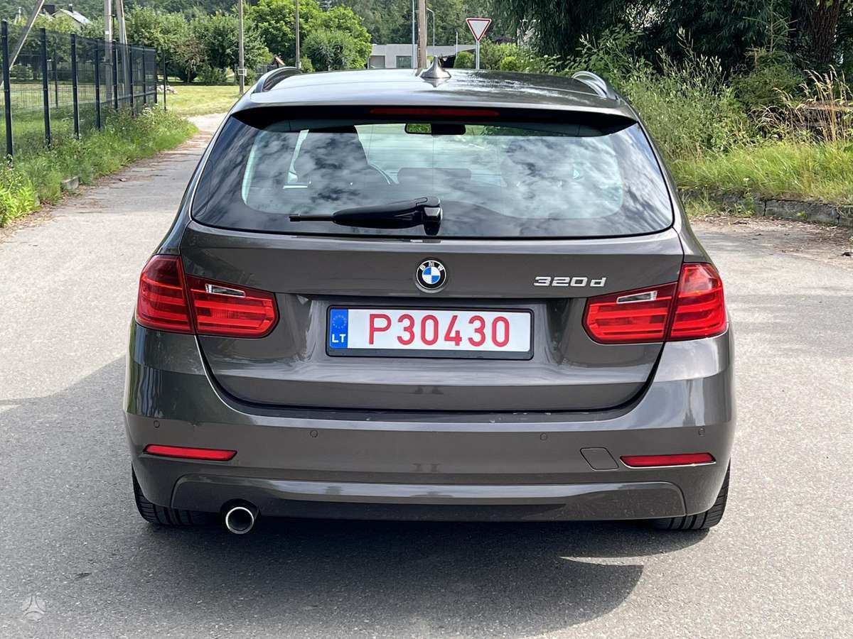 BMW 320, 2.0 l., wagon