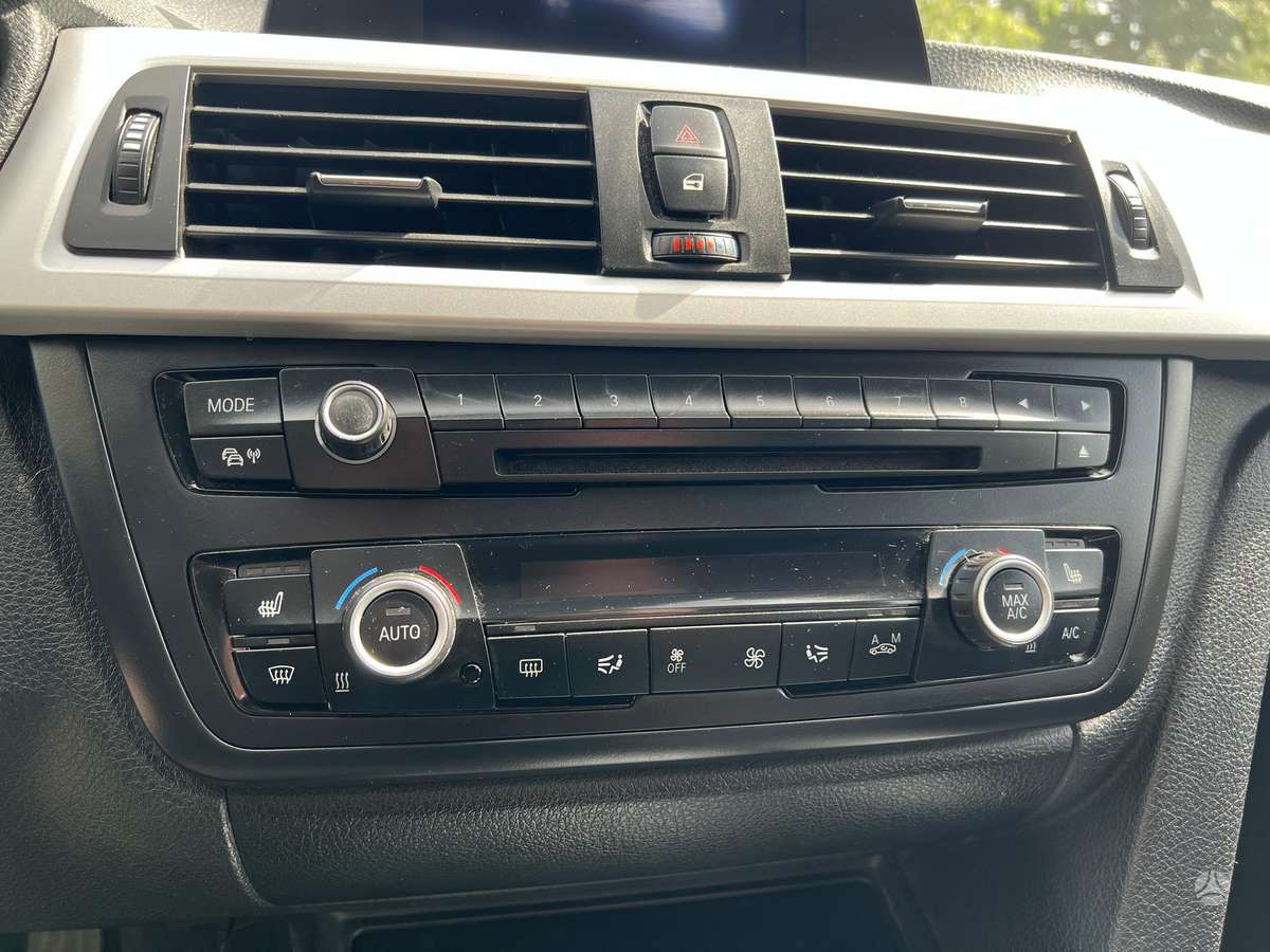 BMW 320, 2.0 l., wagon