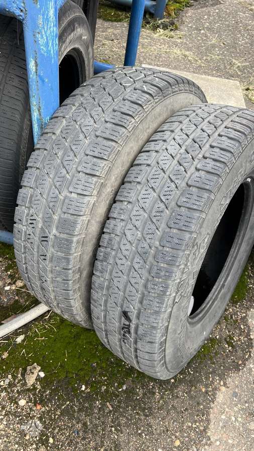 Continental, all-season 215/85 R16