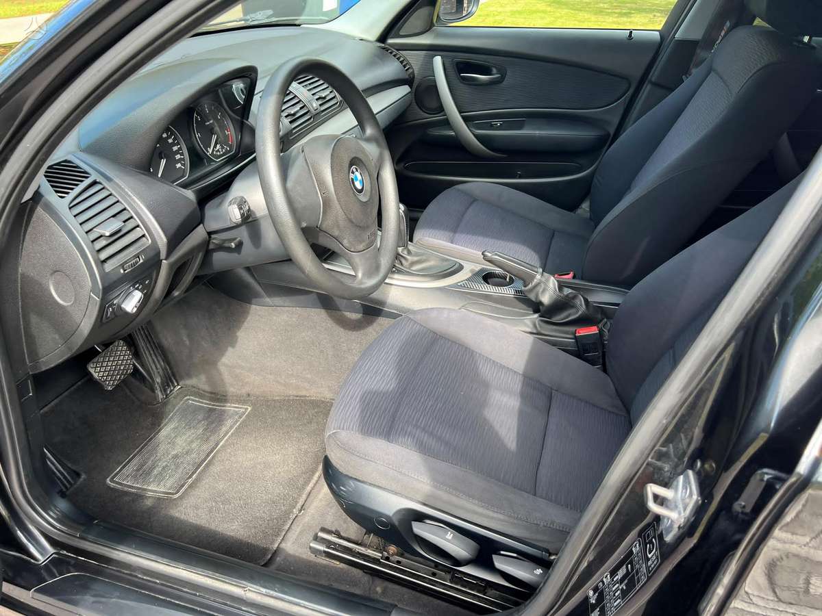 BMW 118, 2.0 l., Хэтчбек