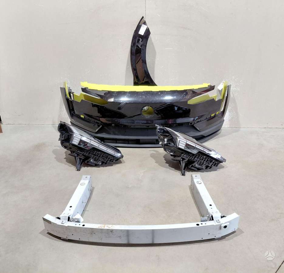 Volvo EX30 hood (front, rear)