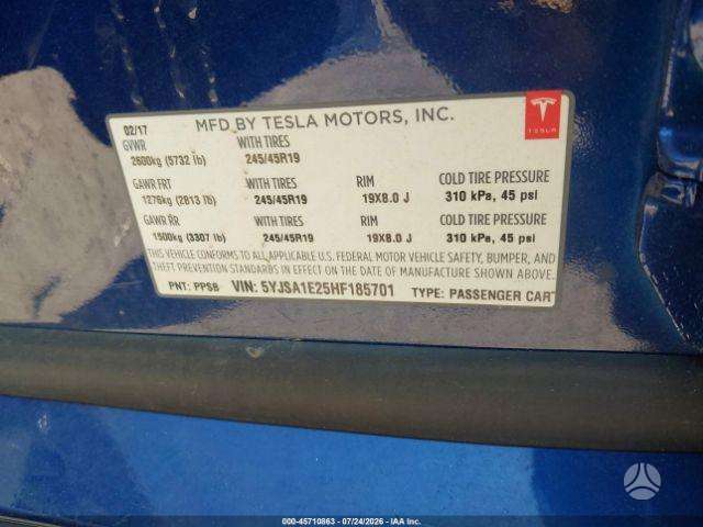 Tesla Model S, Седан