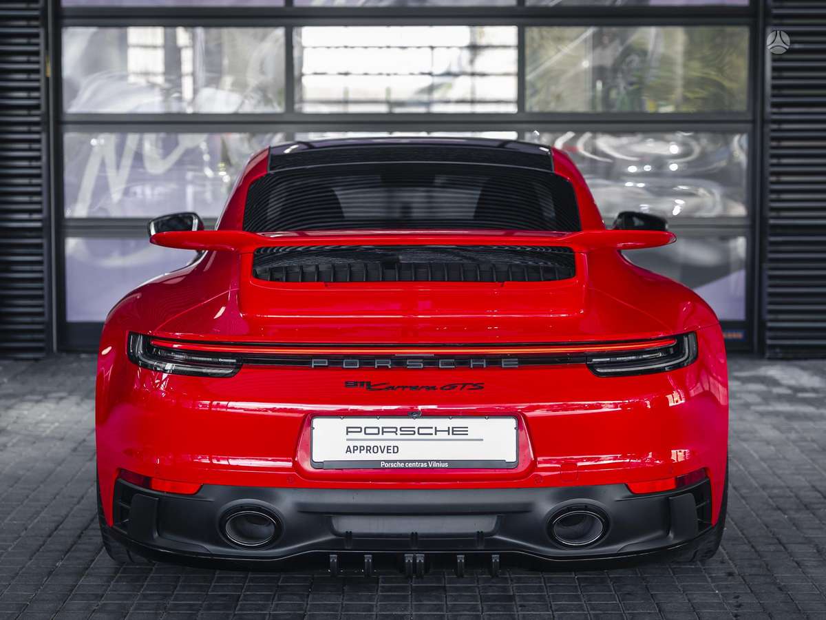 Porsche 911 - 4