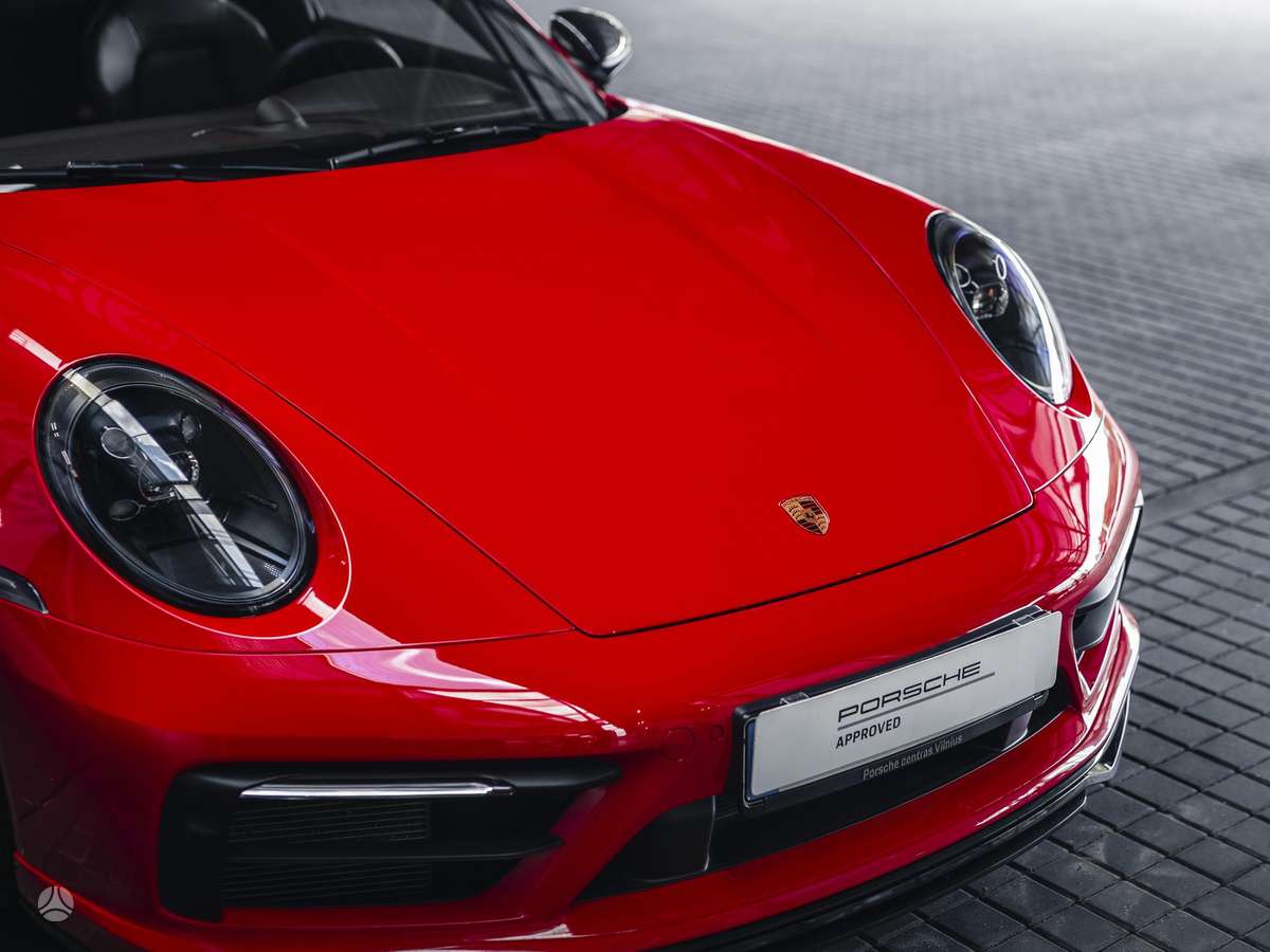 Porsche 911 - 9