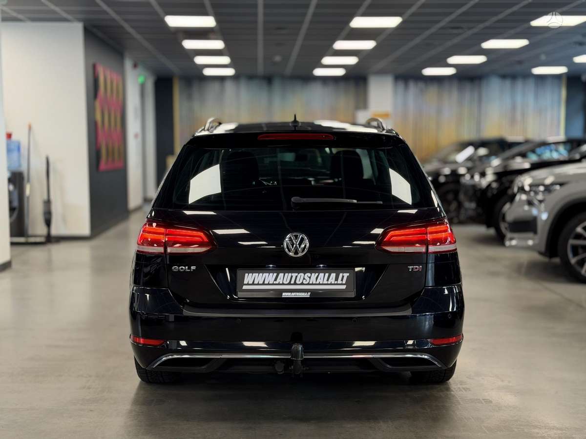 Volkswagen Golf - 7