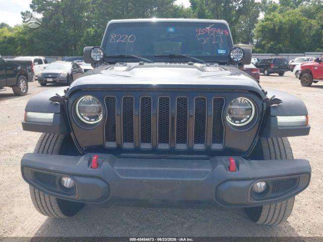 Jeep Wrangler, off-road / crossover