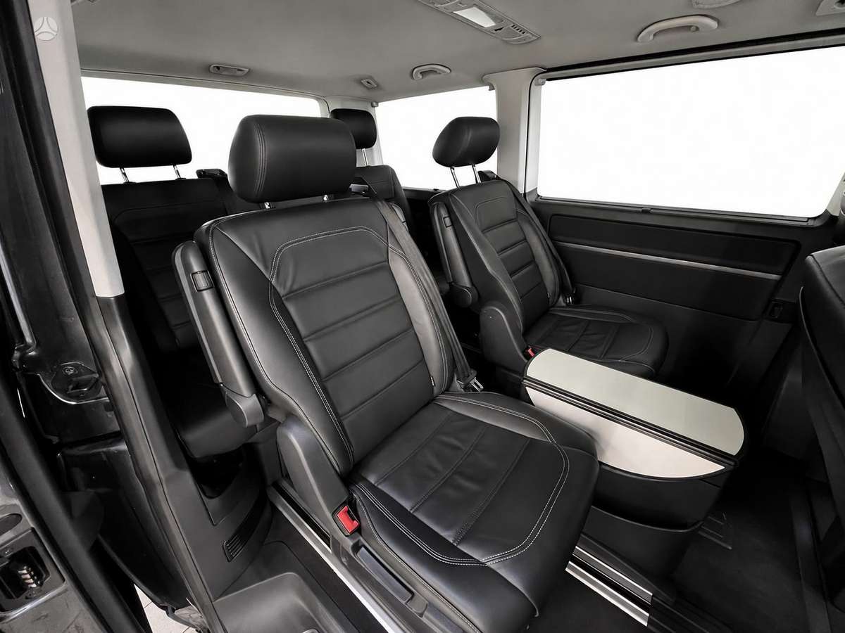 Volkswagen Multivan, 2.0 l., Минивэн