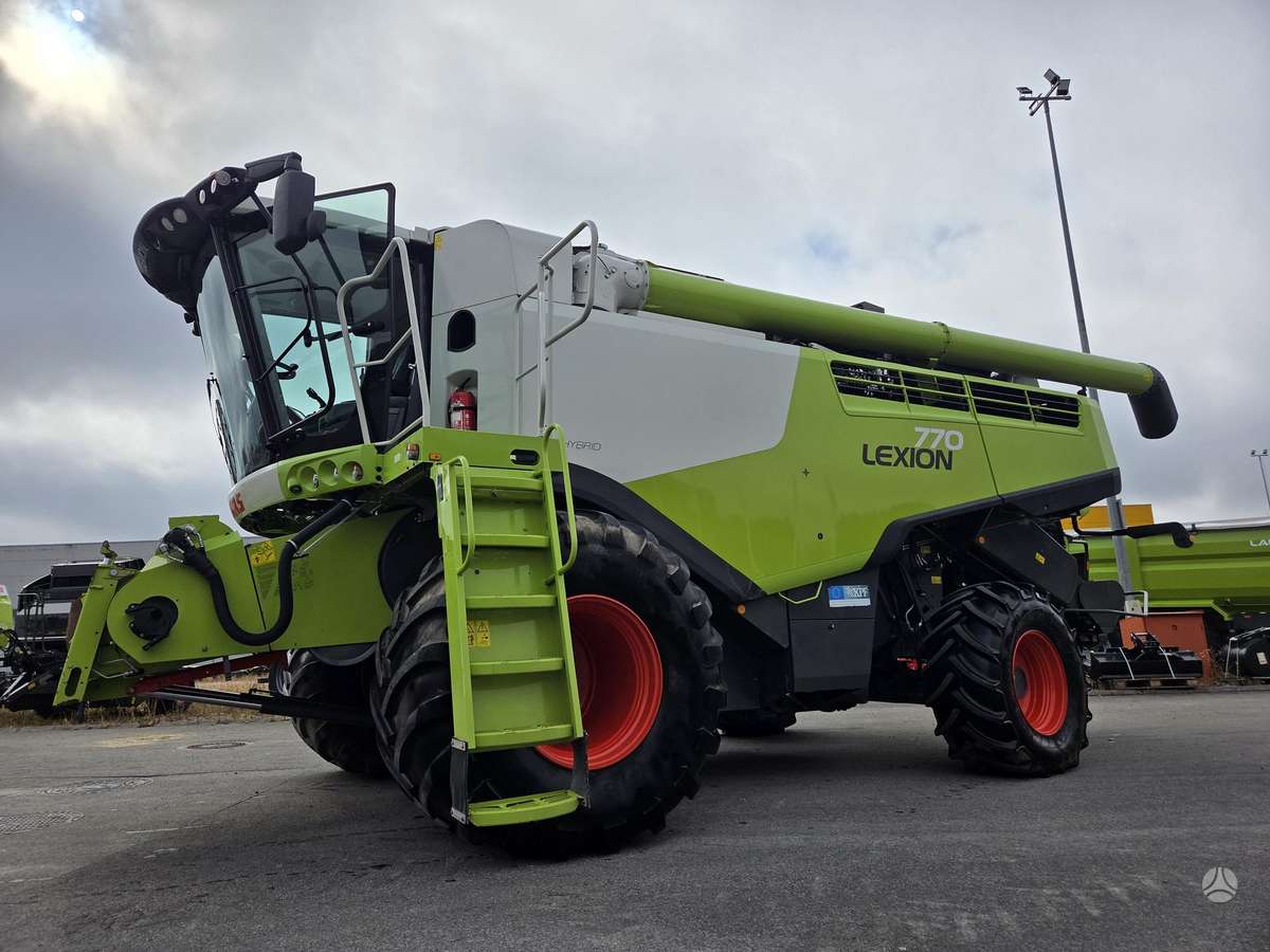 Claas Lexion 770, combine harvesters