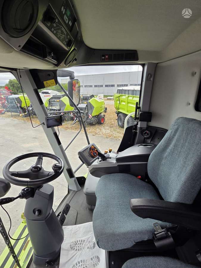 Claas Lexion 770, combine harvesters