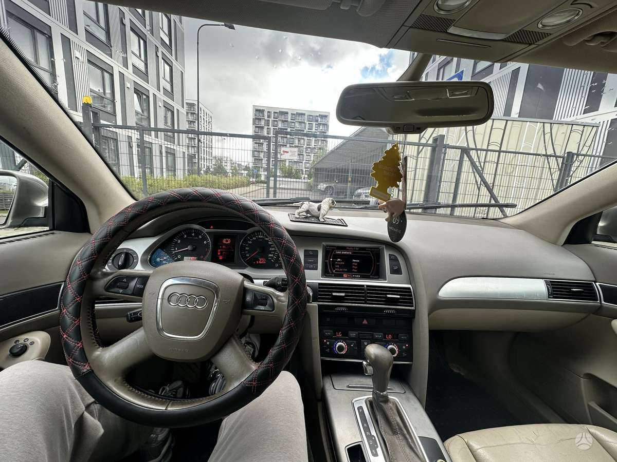 Audi A6, 2.4 l., Седан