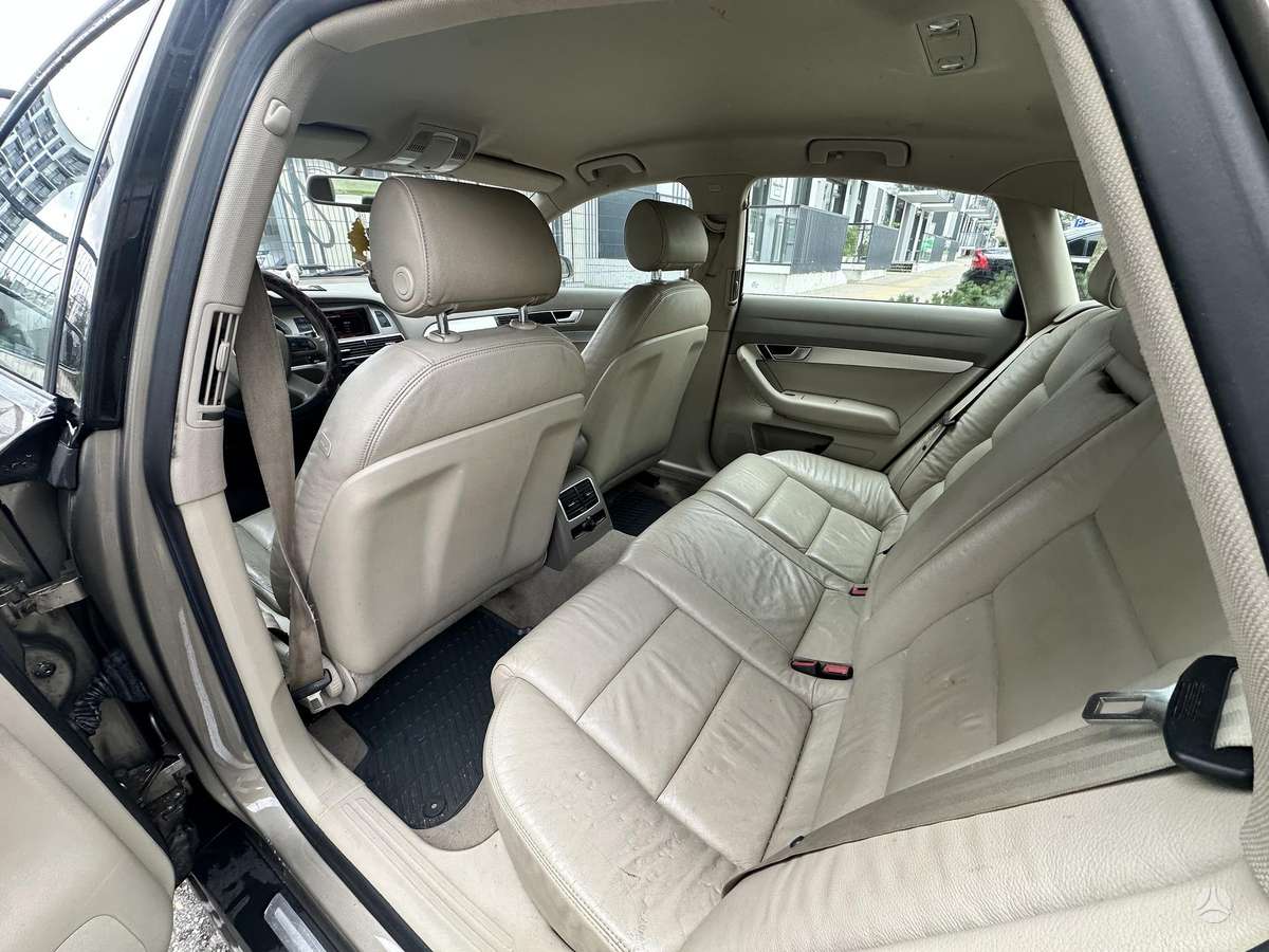 Audi A6, 2.4 l., Седан