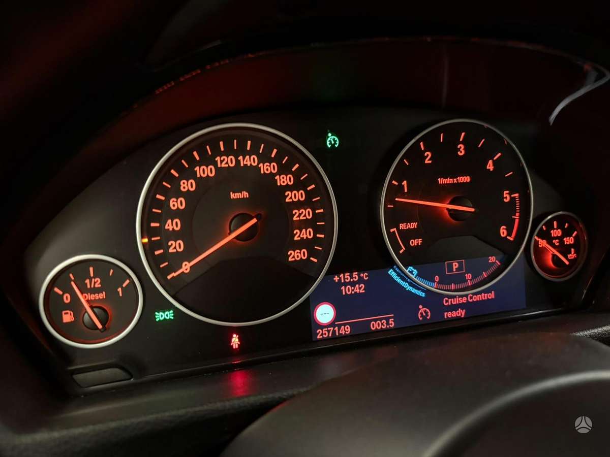 BMW 330, 3.0 l., Универсал