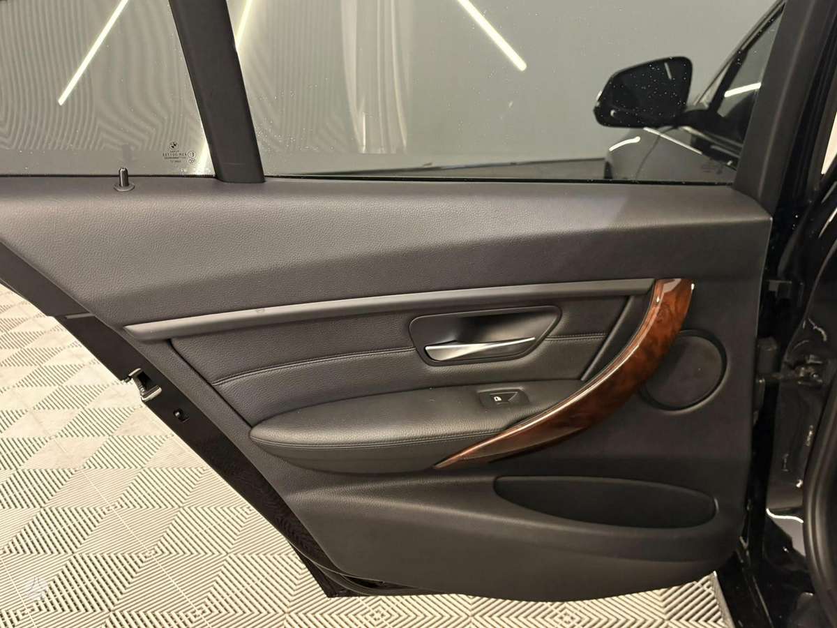 BMW 330, 3.0 l., Универсал