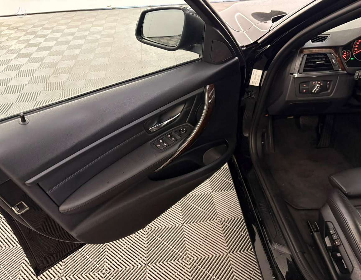 BMW 330, 3.0 l., Универсал