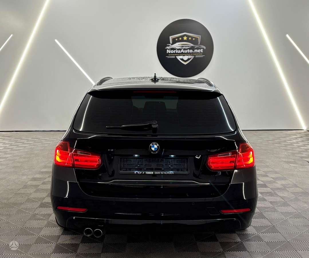 BMW 330, 3.0 l., wagon