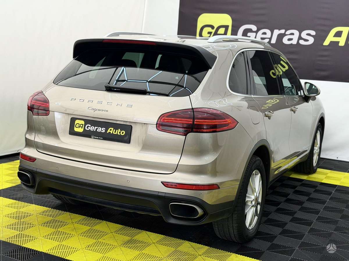 Porsche Cayenne, 3.0 l., Внедорожник / Кроссовер