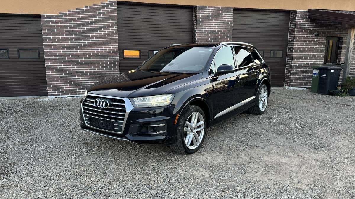 Audi Q7, 3.0 l., off-road / crossover