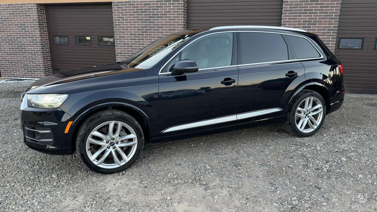 Audi Q7, 3.0 l., off-road / crossover