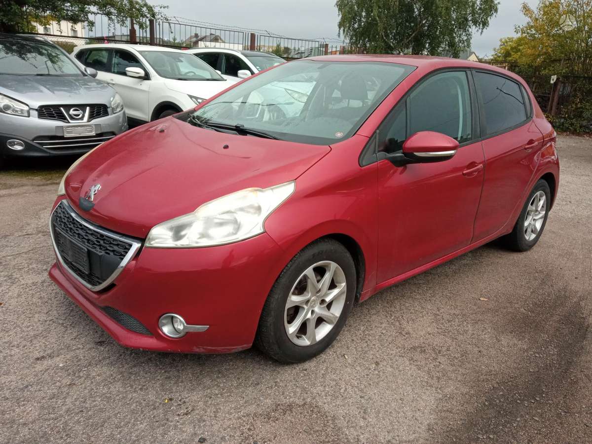 Peugeot 208 - 6